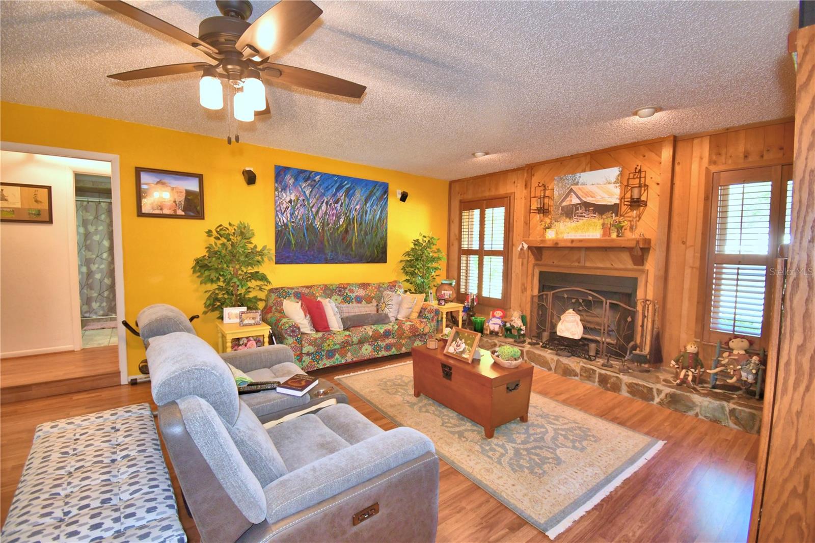 MEADOW GROVE ESTATES - Residential