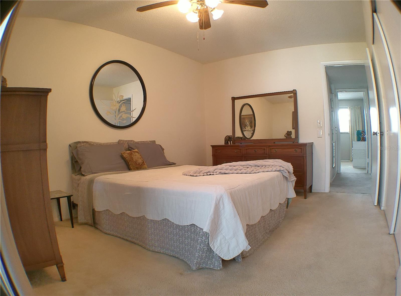 ON TOP OF THE WORLD - Residential