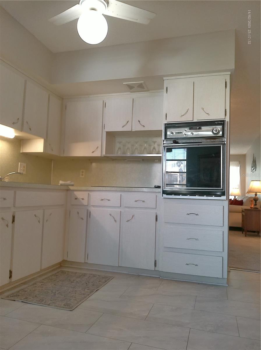 ON TOP OF THE WORLD - Residential