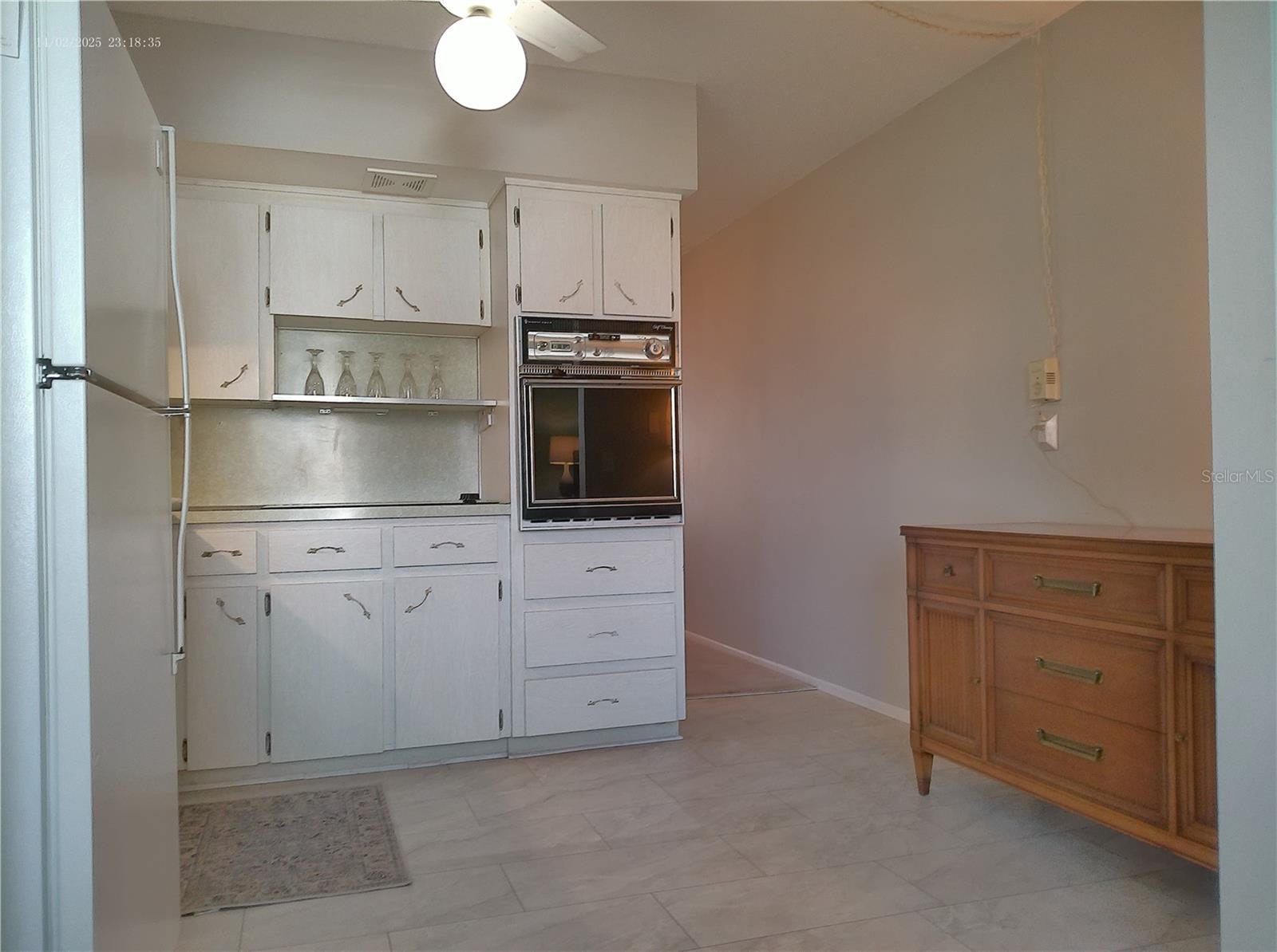 ON TOP OF THE WORLD - Residential