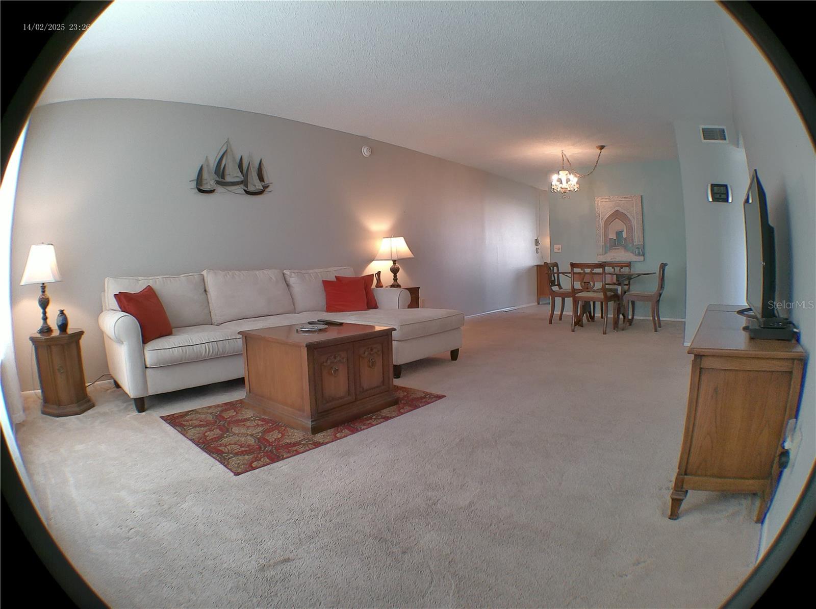 ON TOP OF THE WORLD - Residential