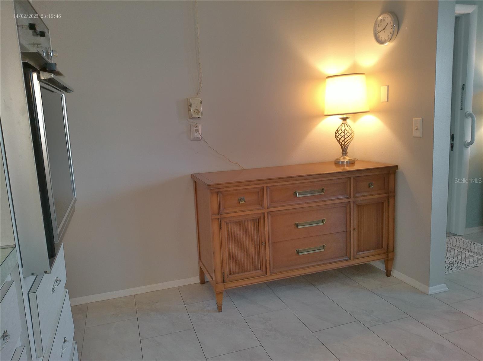 ON TOP OF THE WORLD - Residential