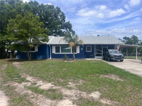 Photo of 2531 Tall Palm Avenue, Lake Wales, FL 33898 (MLS # TB8497892)