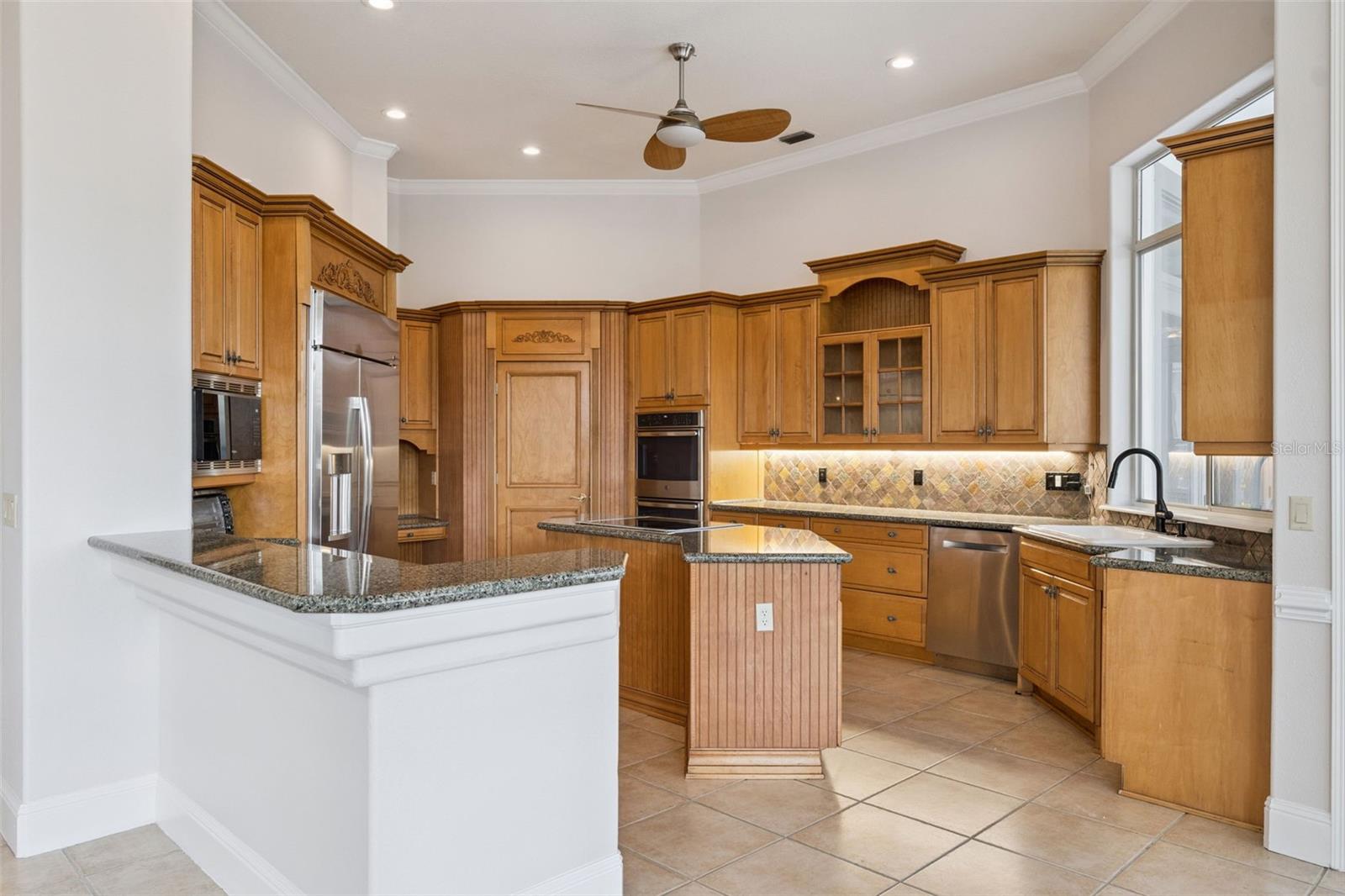 WATERS EDGE BOCA POINTE AT TURTLE CREEK - Residential