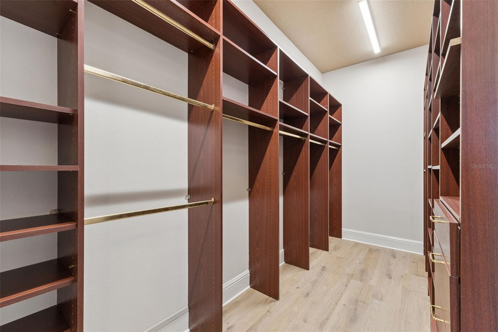 WATERS EDGE BOCA POINTE AT TURTLE CREEK - Residential