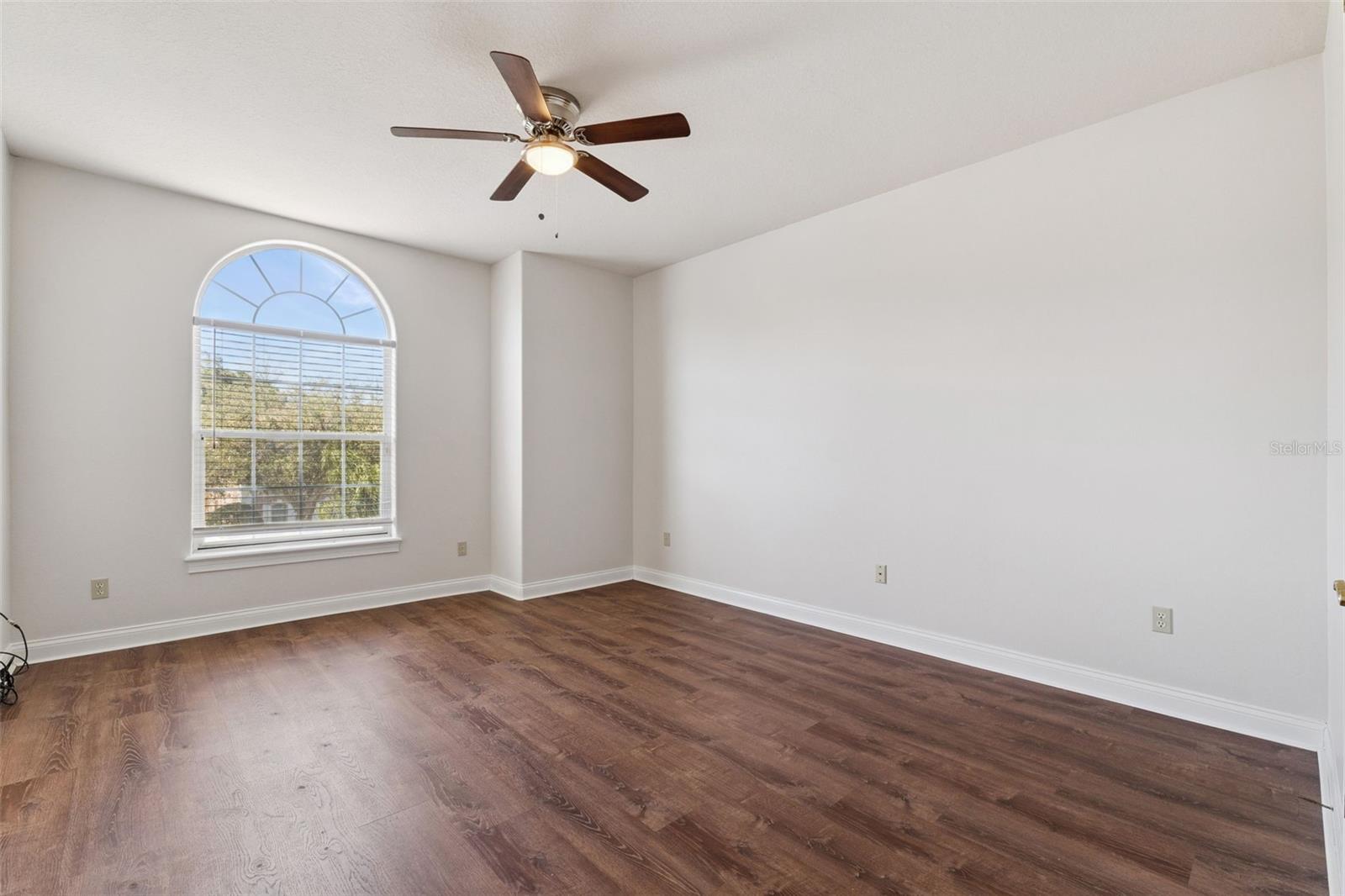 WATERS EDGE BOCA POINTE AT TURTLE CREEK - Residential