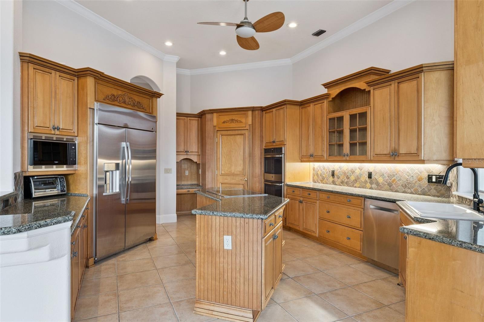 WATERS EDGE BOCA POINTE AT TURTLE CREEK - Residential