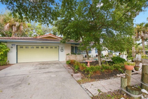 Photo of 12382 143rd Street, Largo, FL 33774 (MLS # TB8552600)