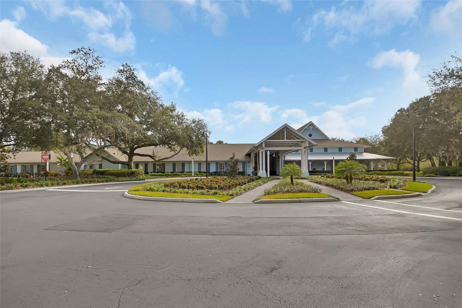 VICTORIA GARDENS - Residential