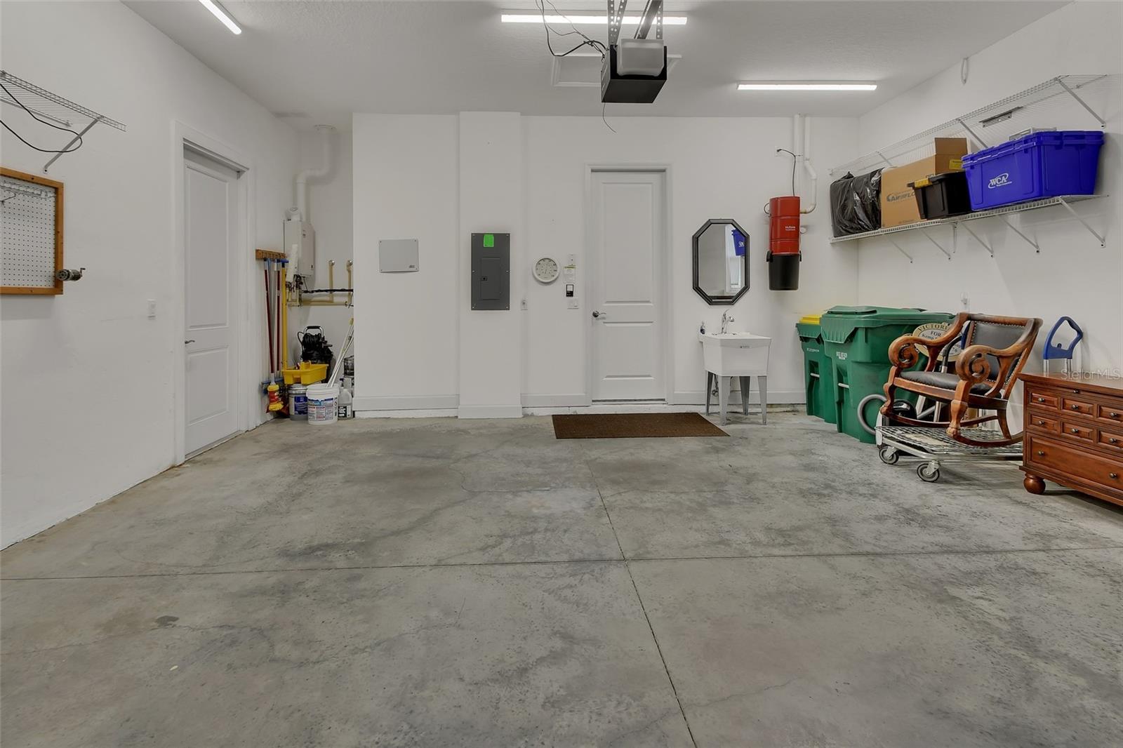 VICTORIA GARDENS - Residential