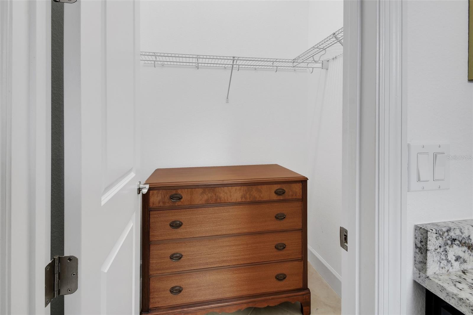 VICTORIA GARDENS - Residential