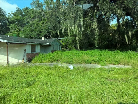 Photo of 9410 E Fowler Avenue, Thonotosassa, FL 33592 (MLS # TB8539245)