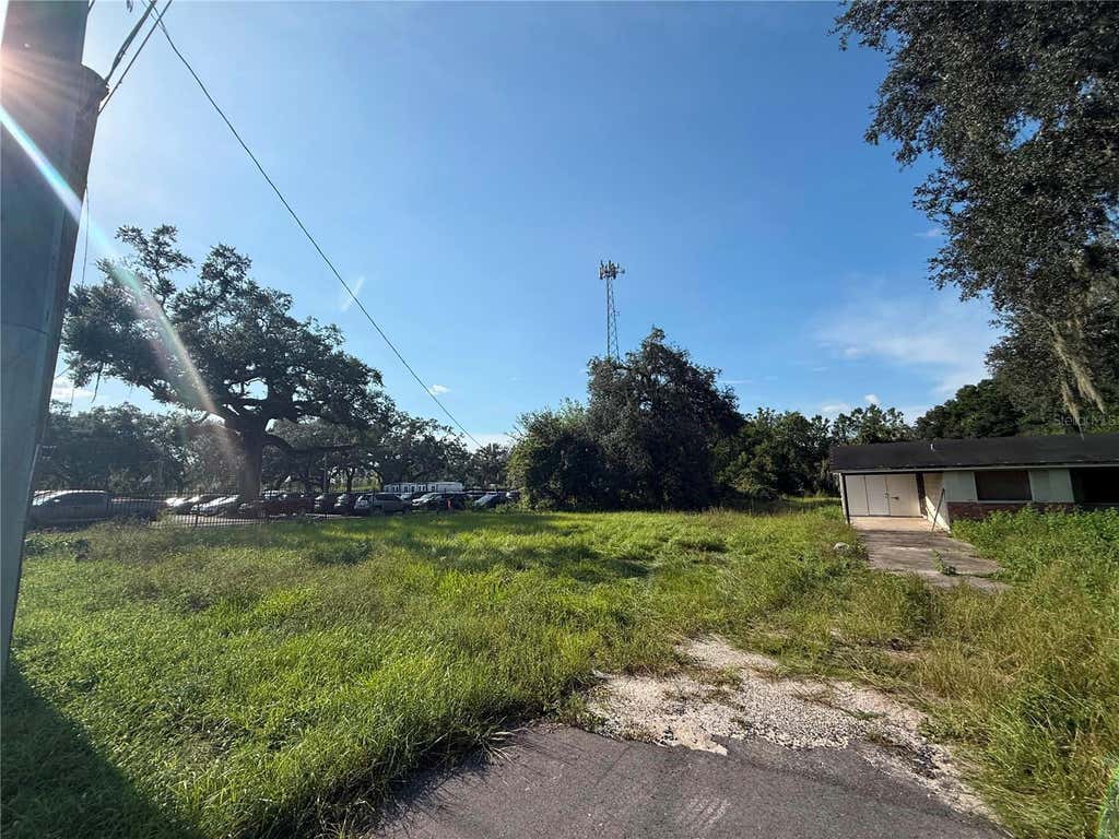 Photo of 9410 E Fowler Avenue, Thonotosassa, FL 33592 (MLS # TB8539245)