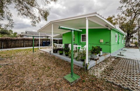 A home in TAMPA