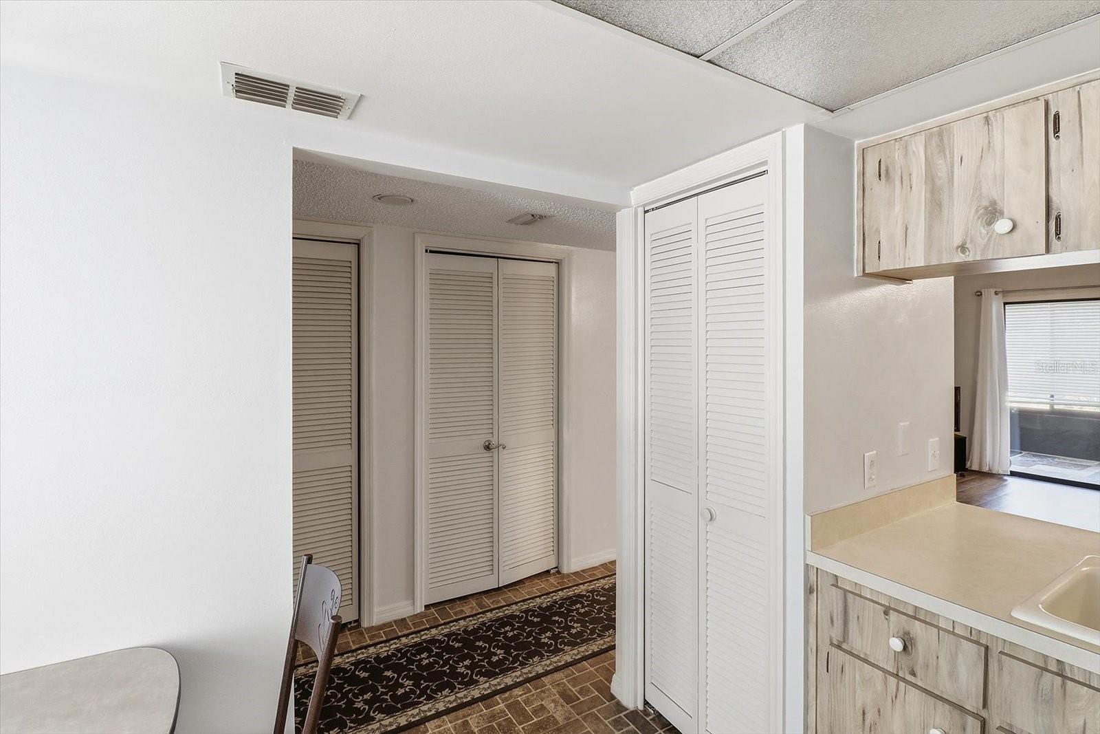 PARKSIDE VILLAGE UNIT 03 - Residential