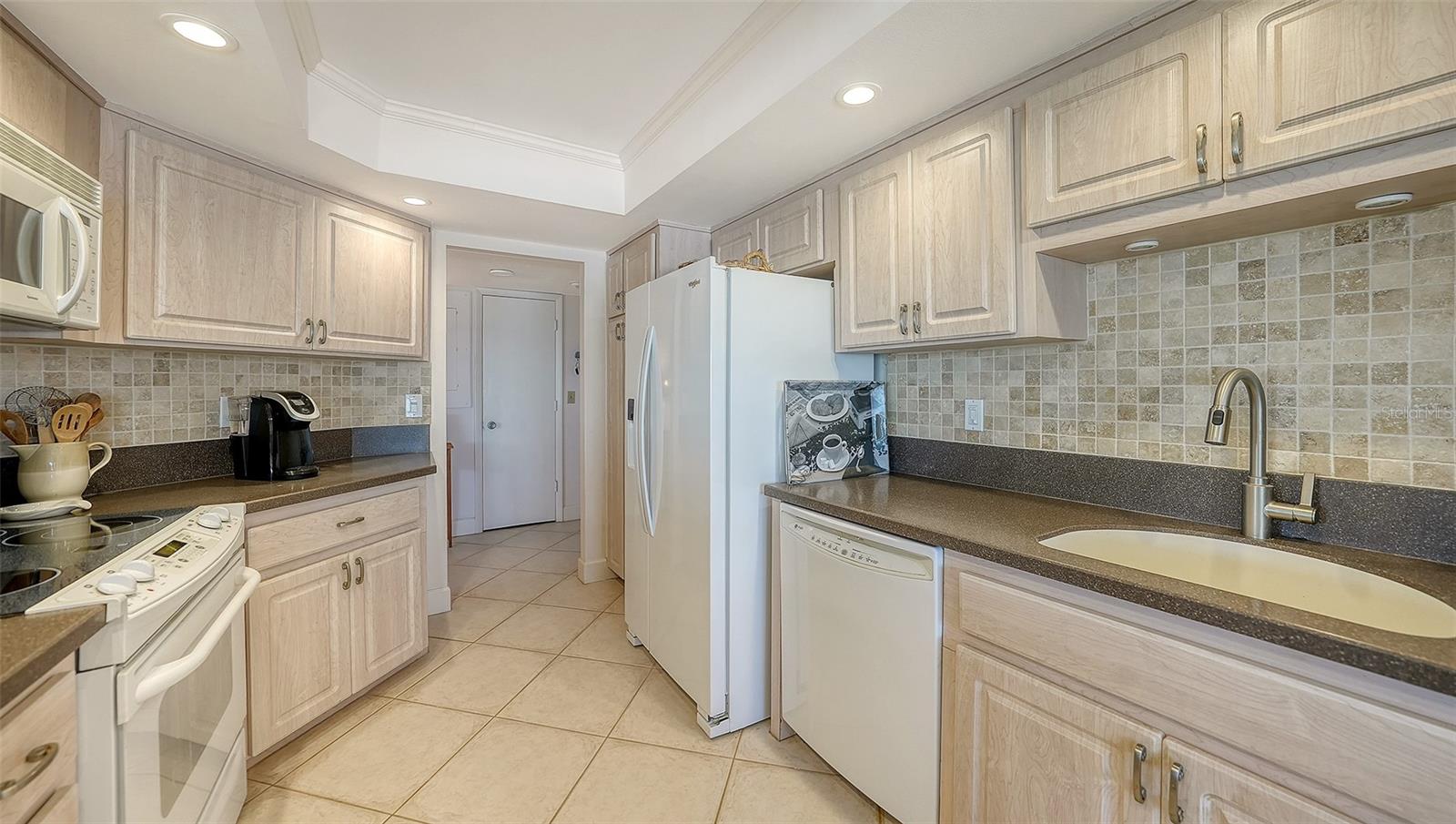 LIDO AMBASSADOR - Residential