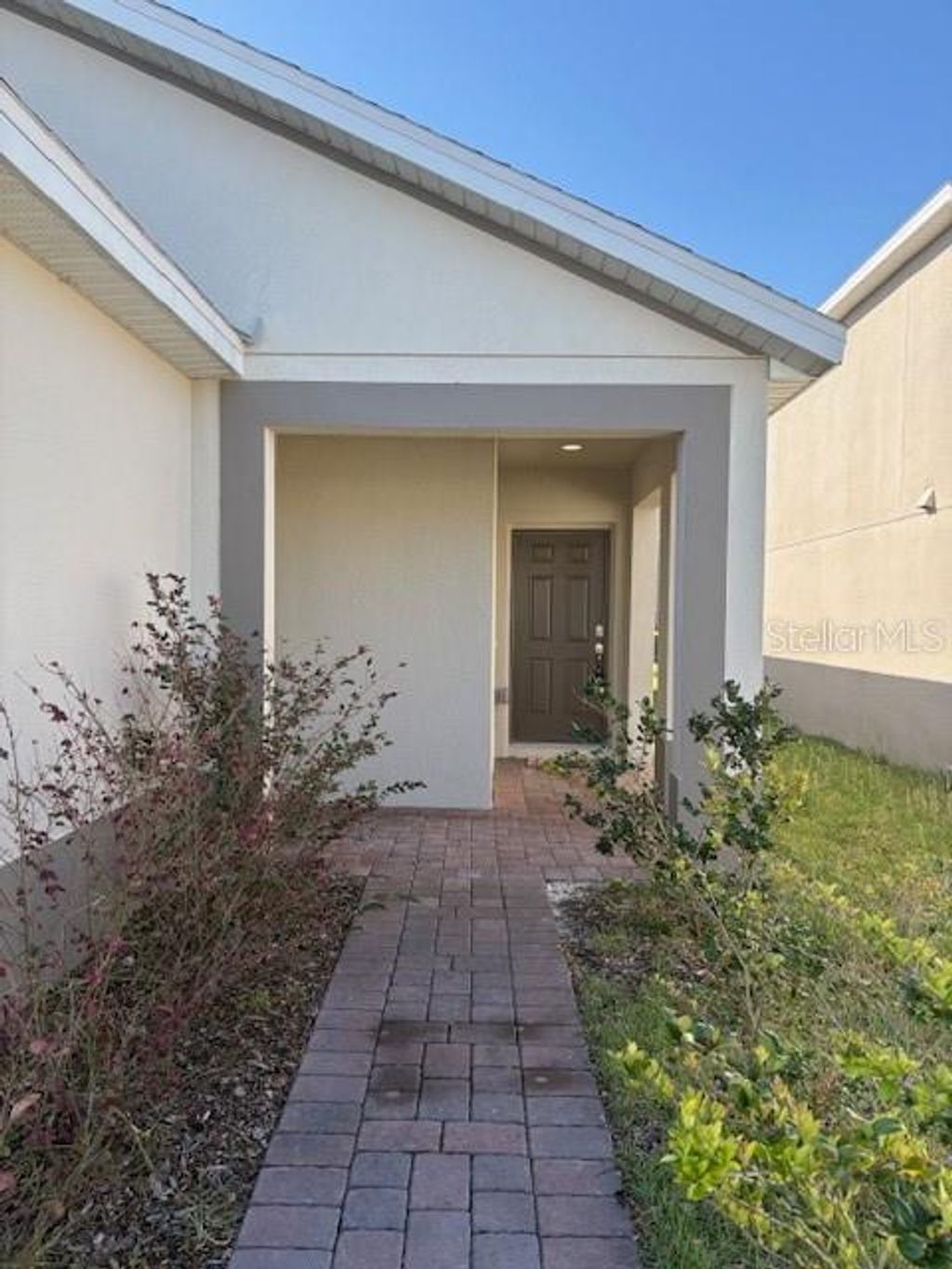 Photo of 1632 Swan Swim Drive, Davenport, FL 33837 (MLS # O6393114)