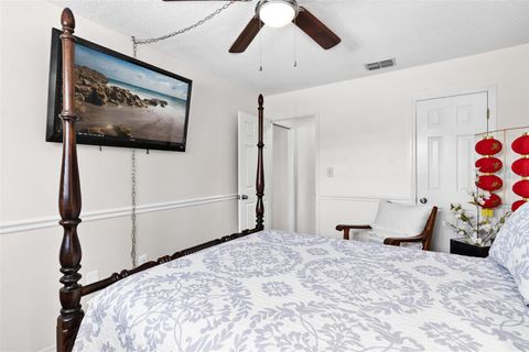 Tiny photo for 500 Newell Hill Road #108D, Leesburg, FL 34748 (MLS # G5114410)