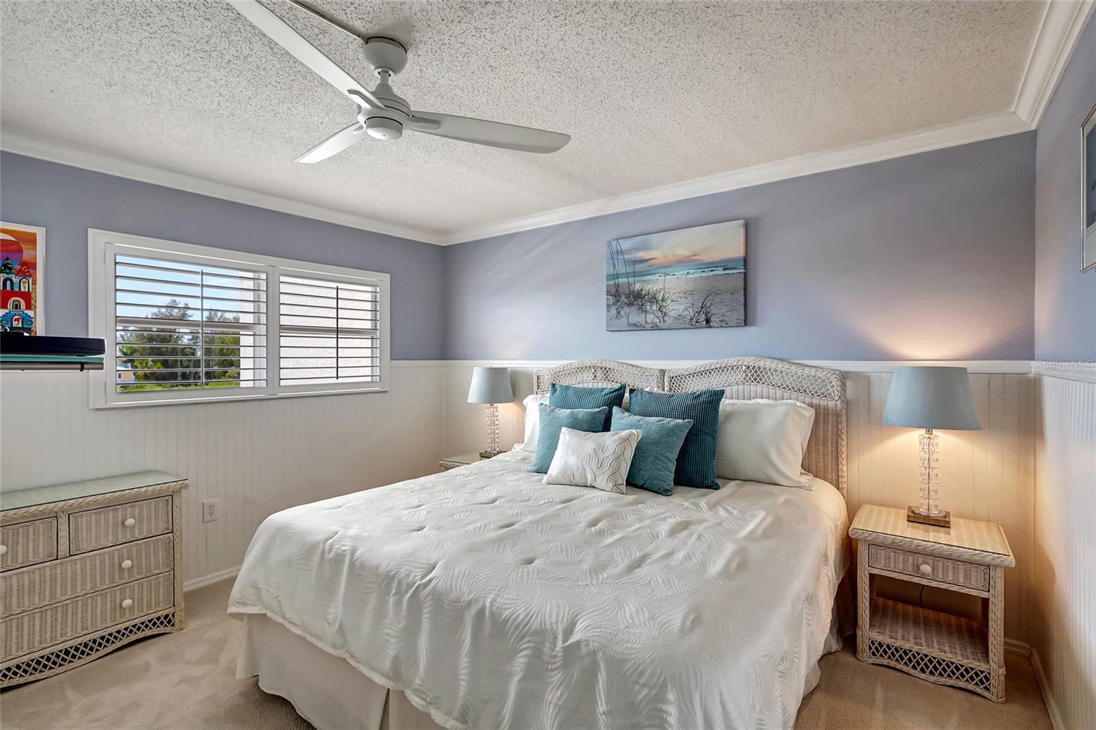 POINTE ON MIDNIGHT PASS - Residential