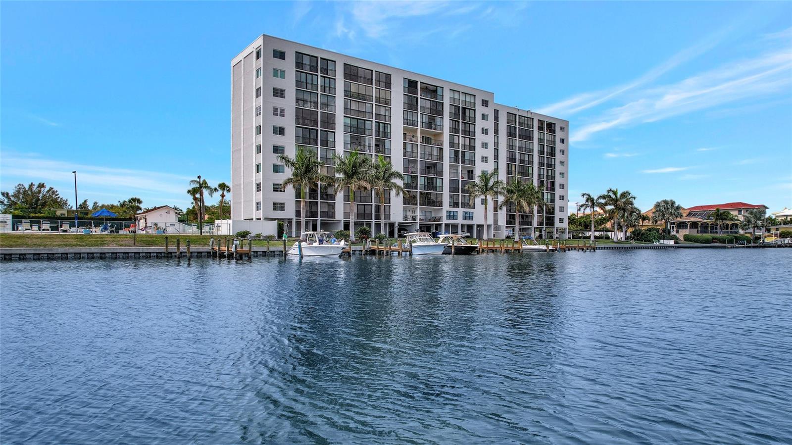 POINTE ON MIDNIGHT PASS - Residential