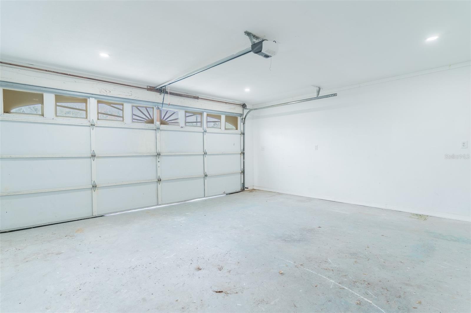 SAXON-MYERS REP PH 02 - Residential