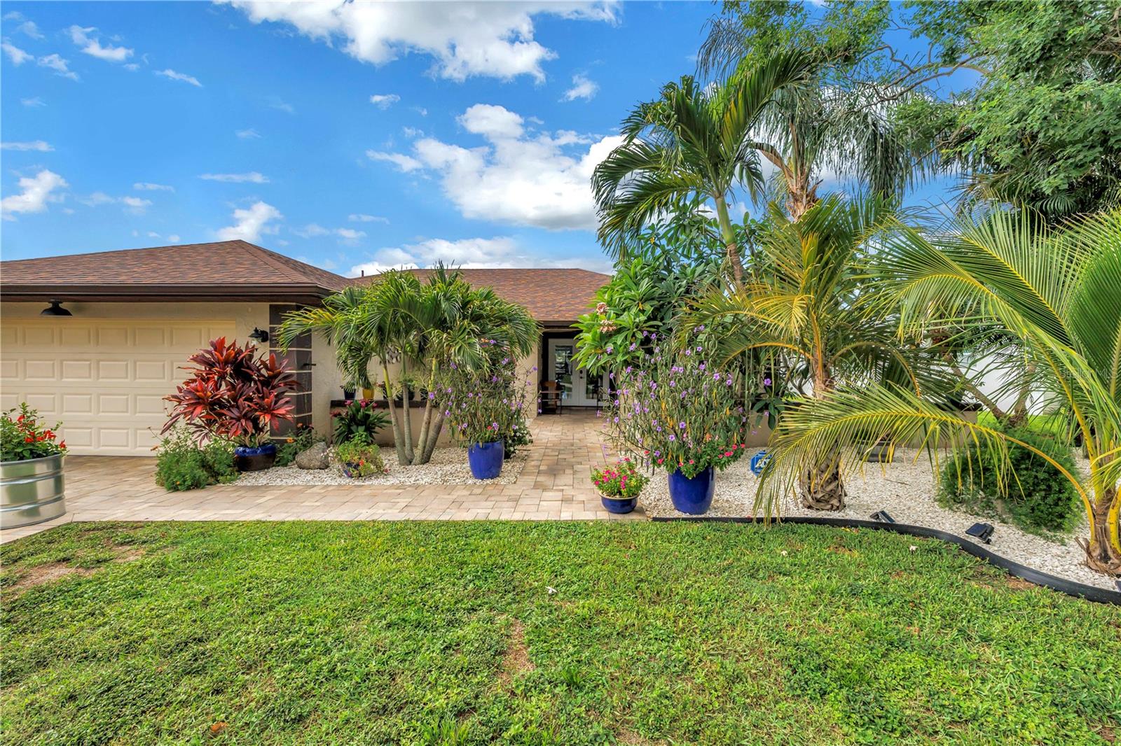 WANTED NEW OWNERS FOR THIS SEMINOLE WATERFRONT POOL HOME!!! WITH OWNERSHIP OF WATER RIGHTS OF PRIVATE LAKE! NOW IS THE TIME TO OWN A PIECE OF TRUE FLORIDA PARADISE:
YOUR VERY OWN PRIVATE OASIS HAS IT ALL, INCLUDING A SPARKLING POOL BUILT IN 2016 WITH SCREENED ENCLOSURE WITH FANTASTIC VIEWS AND FEEL. NEW ROOF IN 2021, NEW LANDSCAPING IN 2025. THIS GORGEOUS SPLIT FLOOR PLAN INCLUDES 3 BEDROOMS TWO BATHS AND BONUS ROOM OR LARGE OFFICE, TWO-CAR GARAGE AND IS ZONED FOR SEMINOLE SCHOOLS. CUSTOM CABINETRY AND CROWN MOLDING. NEWER STAINLESS STEEL APPLIANCES 2021. UPDATED FLOORING INCLUDES HARDWOOD FLOORS AND NEUTRAL CERAMIC TILE. MINUTES TO BEACHES, INTERSTATE AND DOWNTOWN ST
PETERSBURG. THERE WAS NO HURRICANE DAMAGE/FLOODING WITH THE 2 STORMS IN 2024, NO FLOOD DISCLOSURE REQUIRED. OUTDOOR SPACE FOR ENTERTAINING, MASTER BEDROOM & BATH VIEWS. JACUZZI AND ALL POTTED PLANTS DO NOT CONVEY