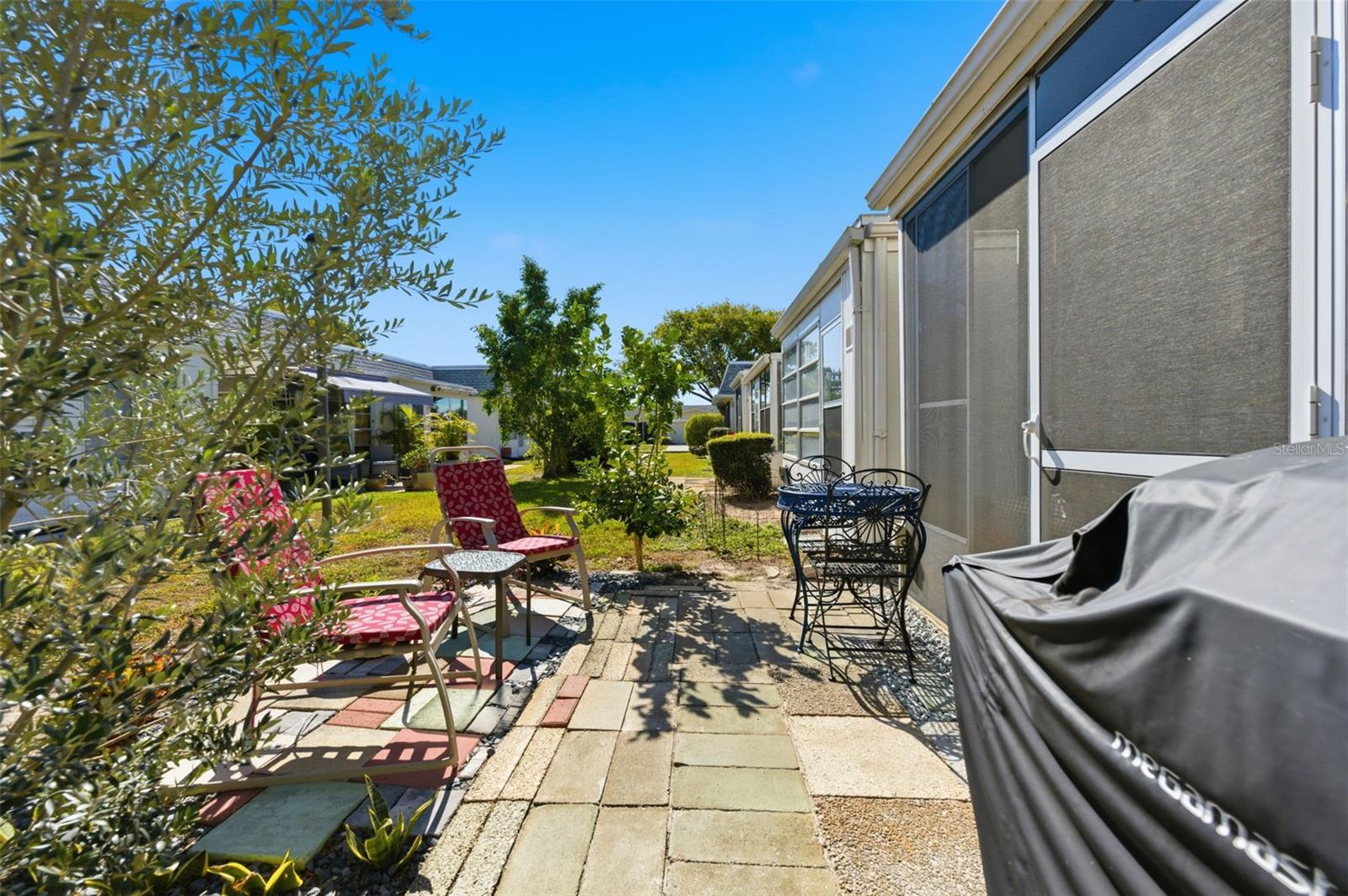 GARDENS BEACON SQUARE - Residential