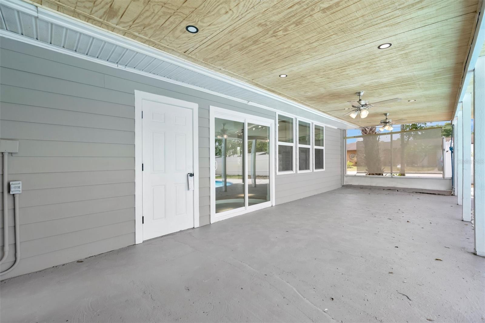 MIRA BELLA NO. 1 BLK D, LOT 9 - Residential