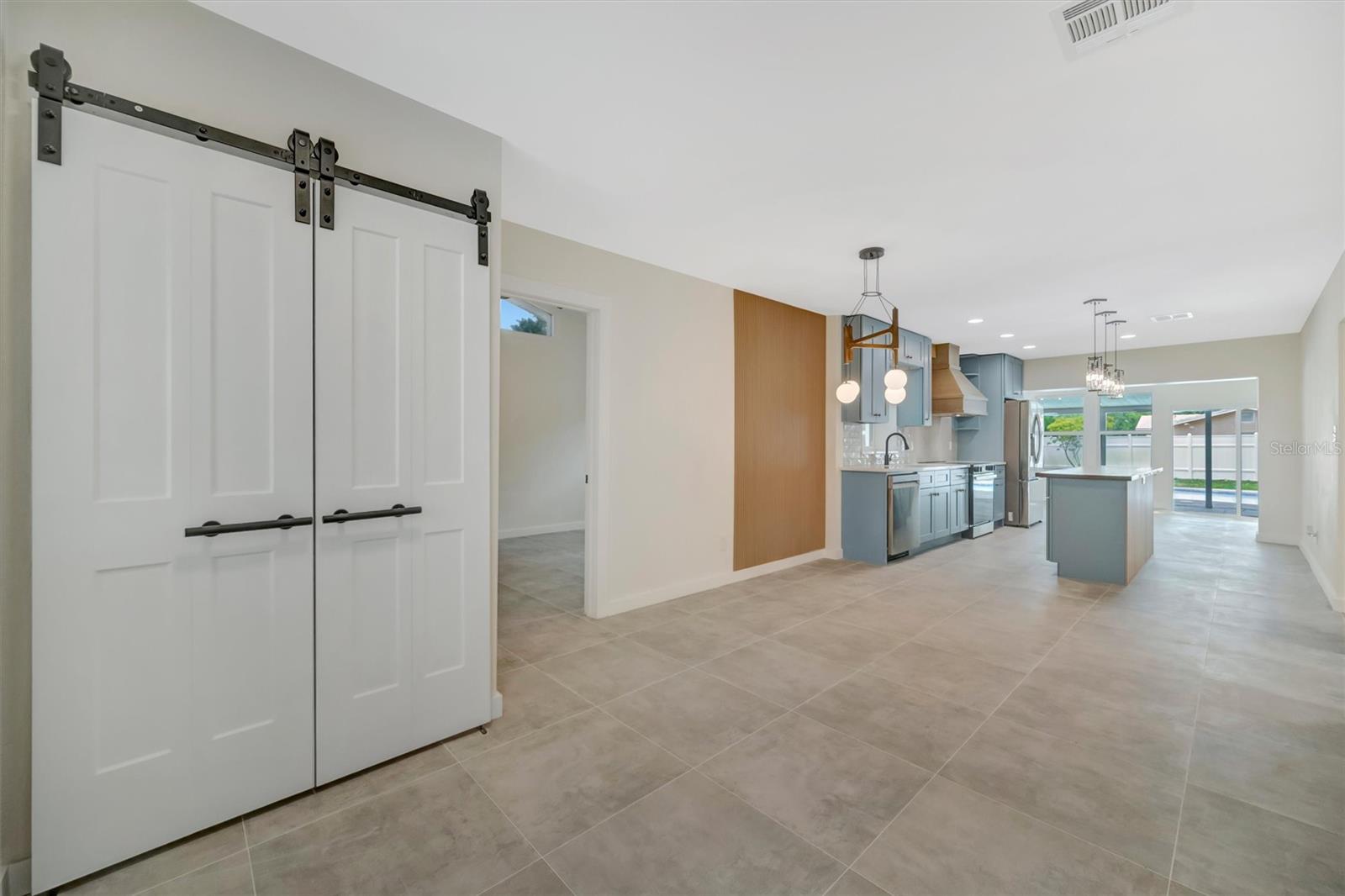 MIRA BELLA NO. 1 BLK D, LOT 9 - Residential