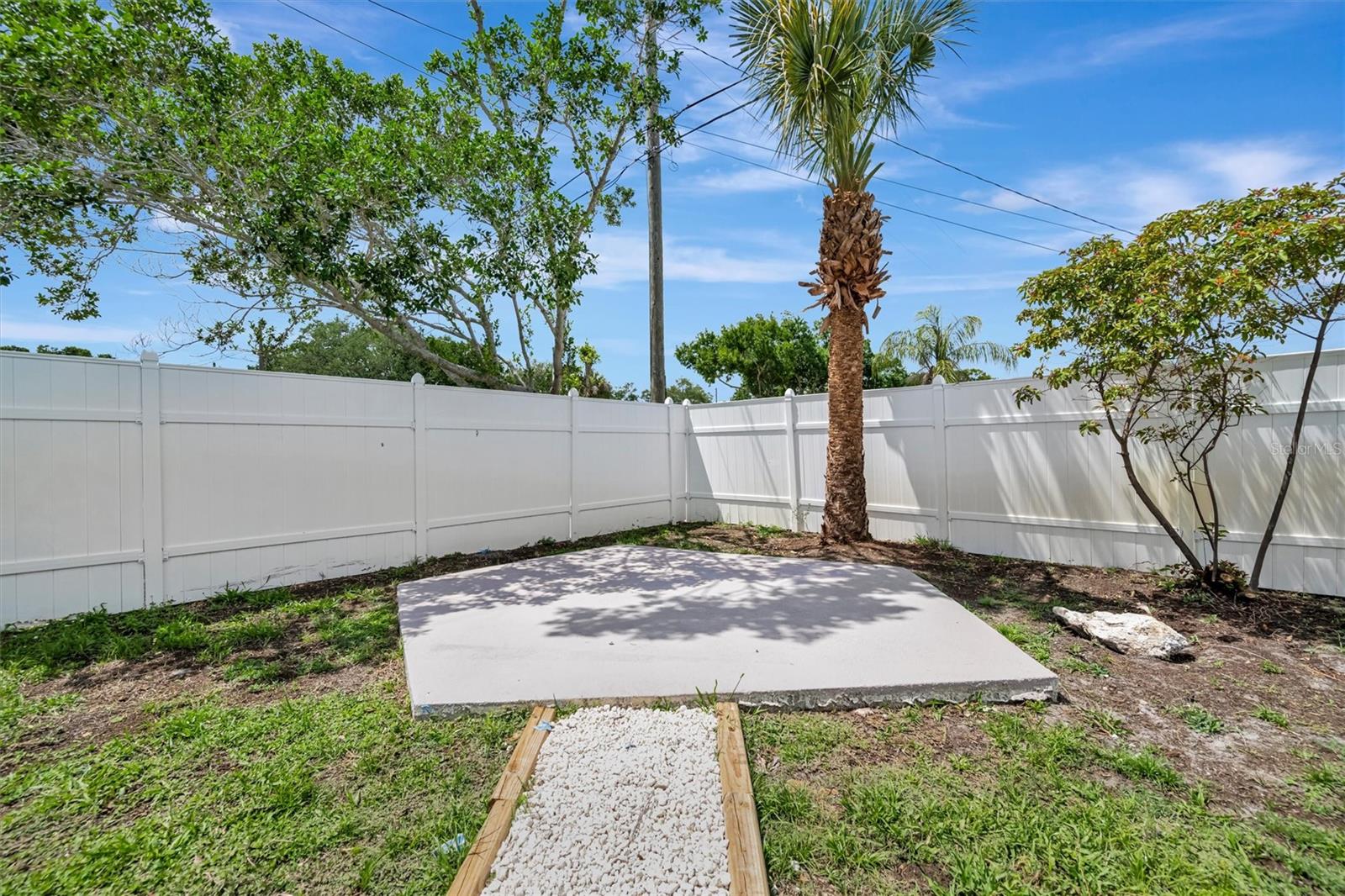 MIRA BELLA NO. 1 BLK D, LOT 9 - Residential