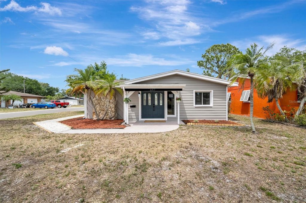 Photo of 647 74th Avenue N, St Petersburg, FL 33702 (MLS # TB8501591)