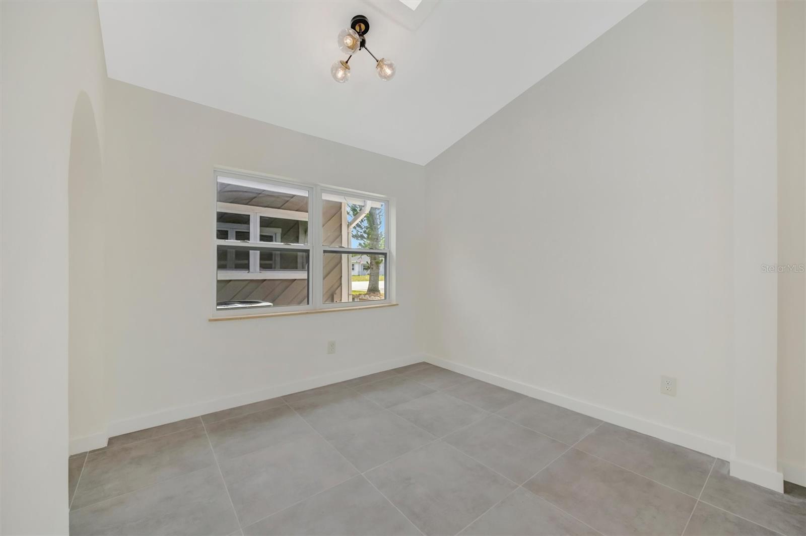 MIRA BELLA NO. 1 BLK D, LOT 9 - Residential