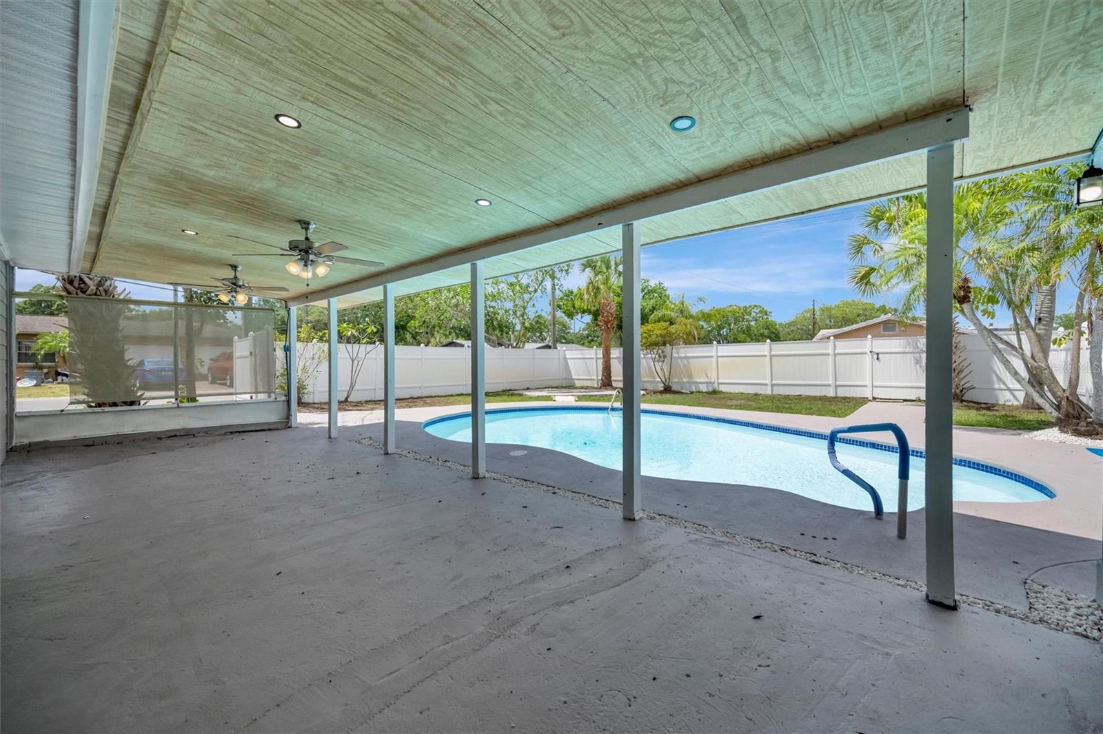 MIRA BELLA NO. 1 BLK D, LOT 9 - Residential