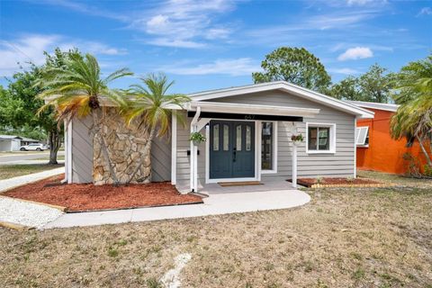 Photo of 647 74th Avenue N, St Petersburg, FL 33702 (MLS # TB8501591)