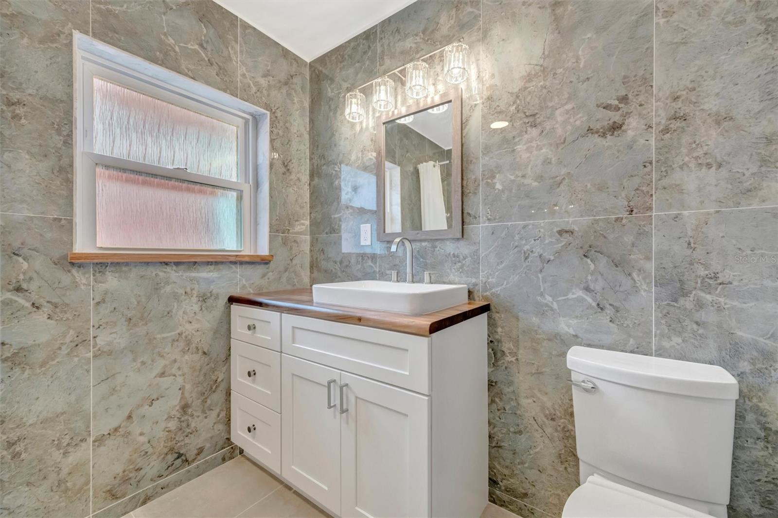 MIRA BELLA NO. 1 BLK D, LOT 9 - Residential