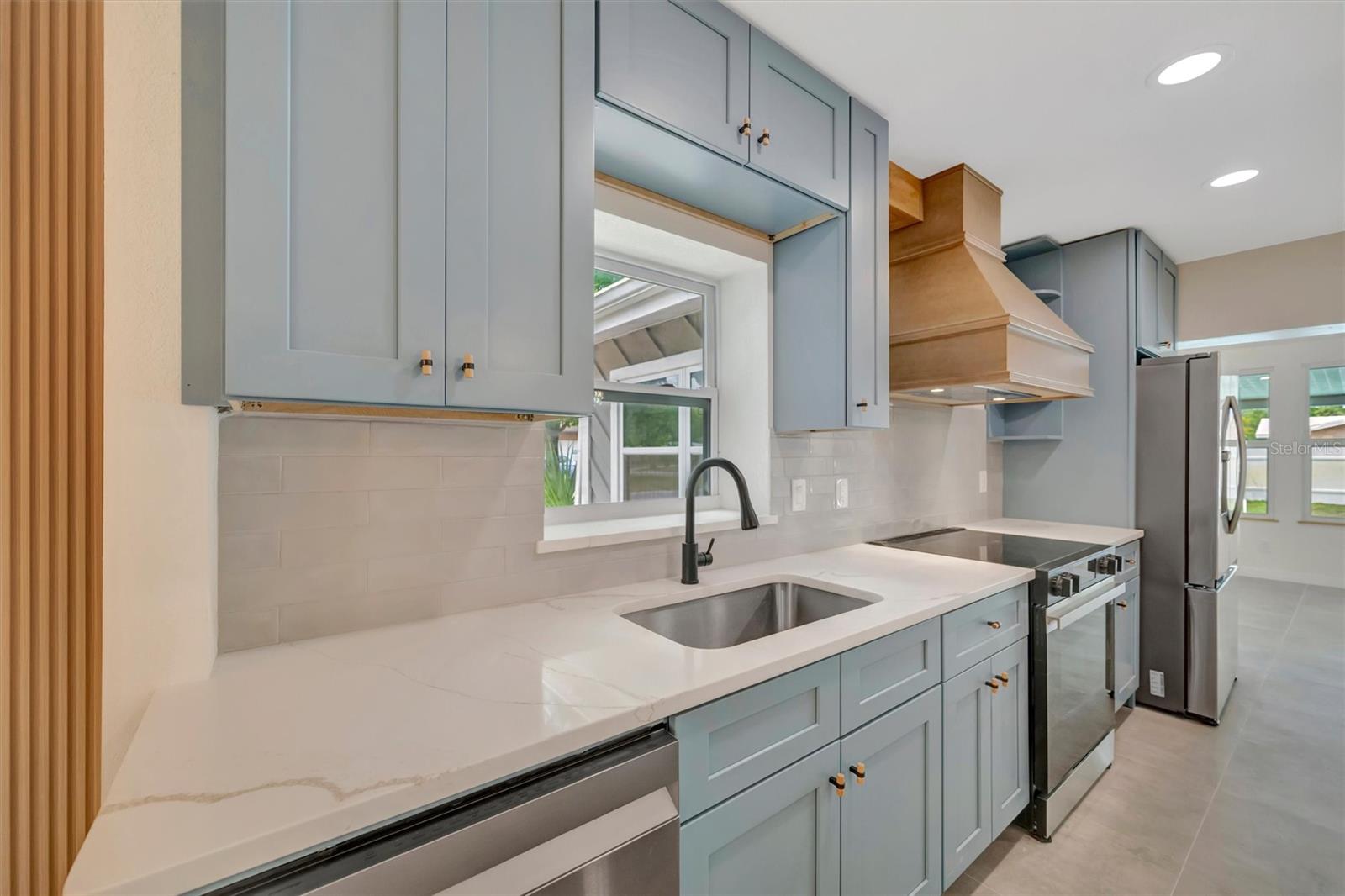 MIRA BELLA NO. 1 BLK D, LOT 9 - Residential