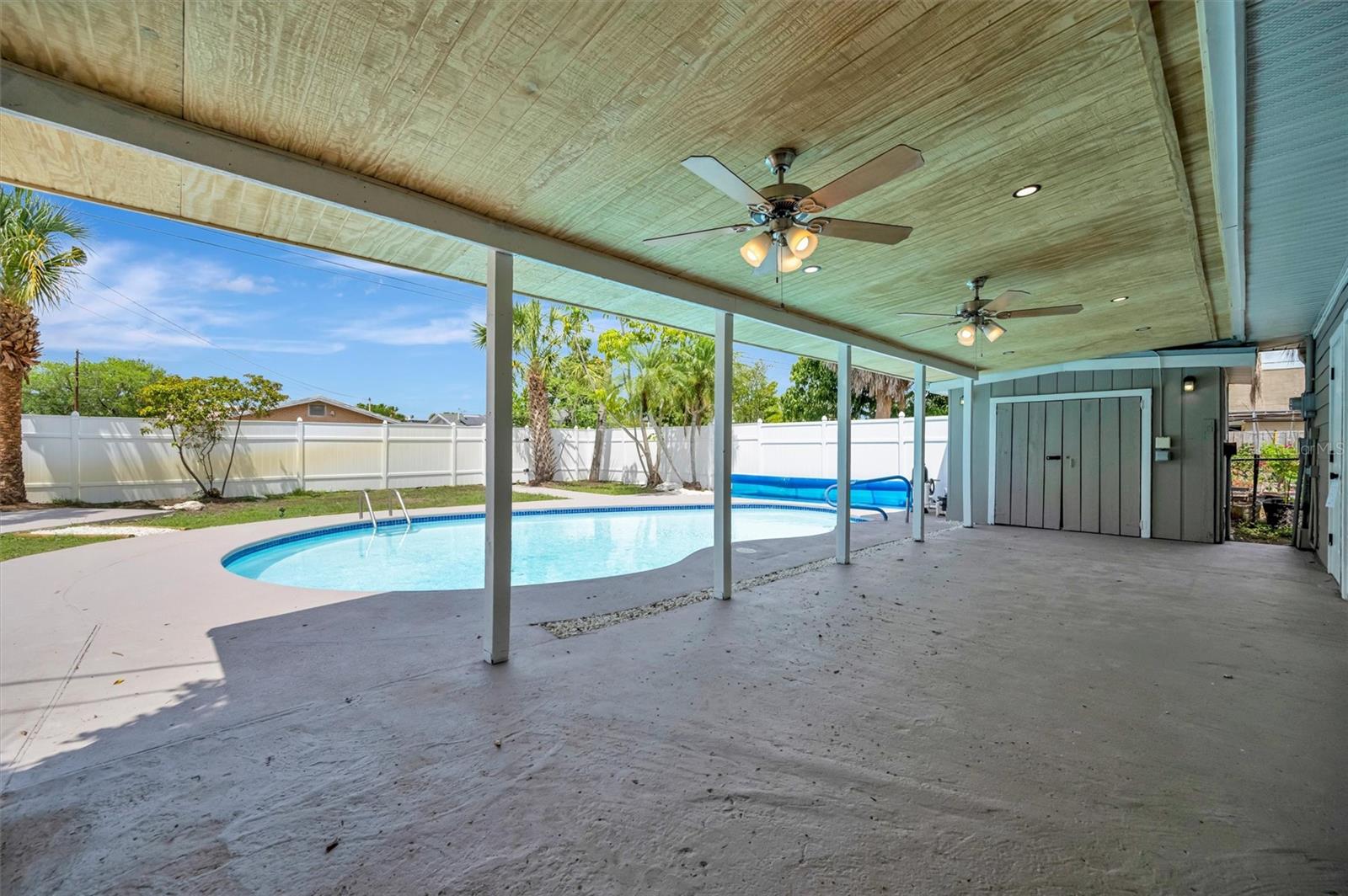 MIRA BELLA NO. 1 BLK D, LOT 9 - Residential