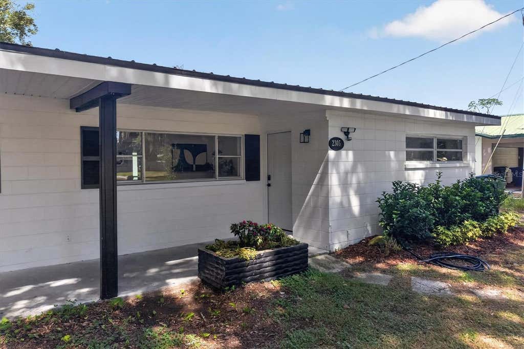 Photo of 2305 New Jersey Road, Lakeland, FL 33803 (MLS # O6430983)