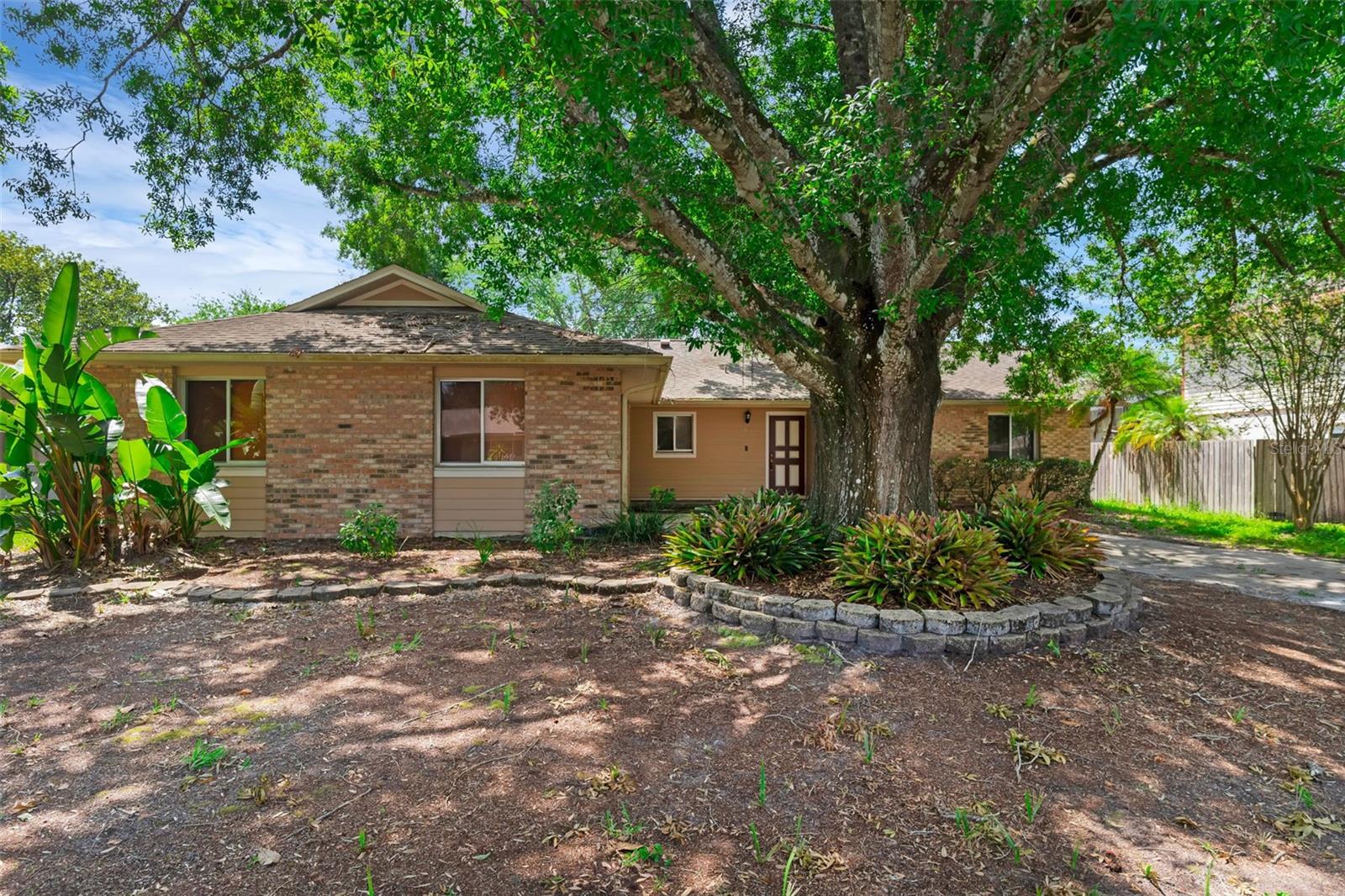 817 BIG BUCK CIRCLE