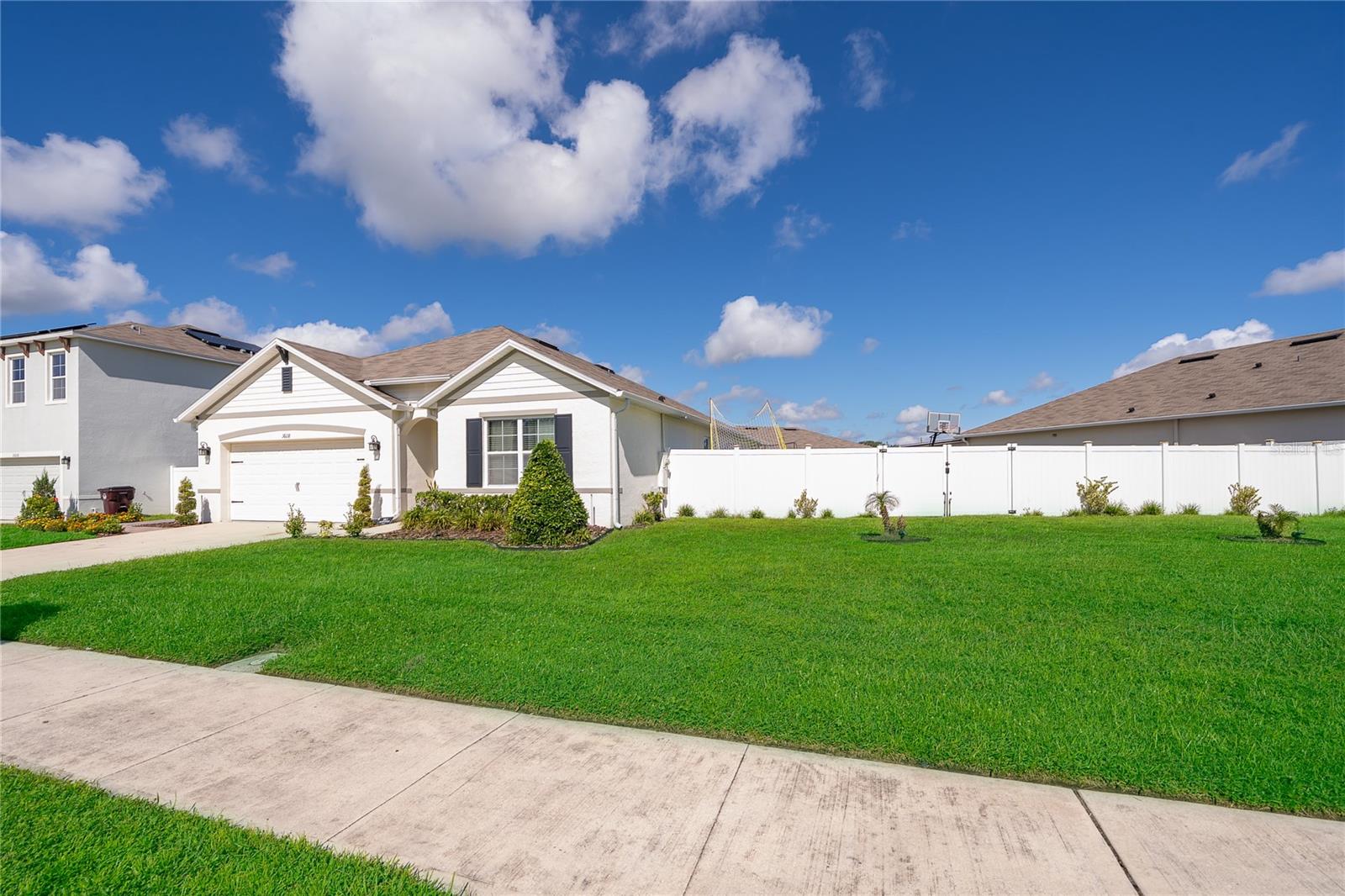 Search Properties for Sale 1 3608 SCARLET OAK DRIVE