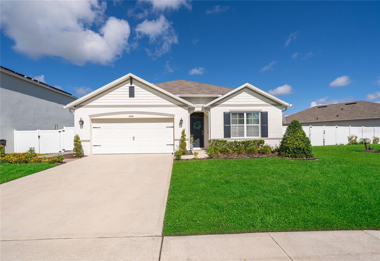 Search Properties for Sale 2 3608 SCARLET OAK DRIVE