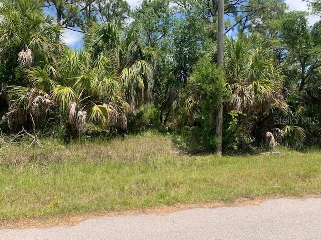 Photo of 17474 Powell Avenue, Port Charlotte, FL 33948 (MLS # C7492294)