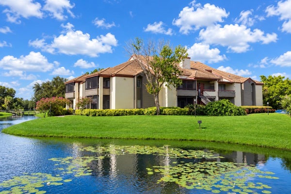 10263 GANDY BLVD N APT 2312, ST PETERSBURG, FL 33702 - Image 7a5a4df5a2a47ad4e89f5b4707d82717/3100809725