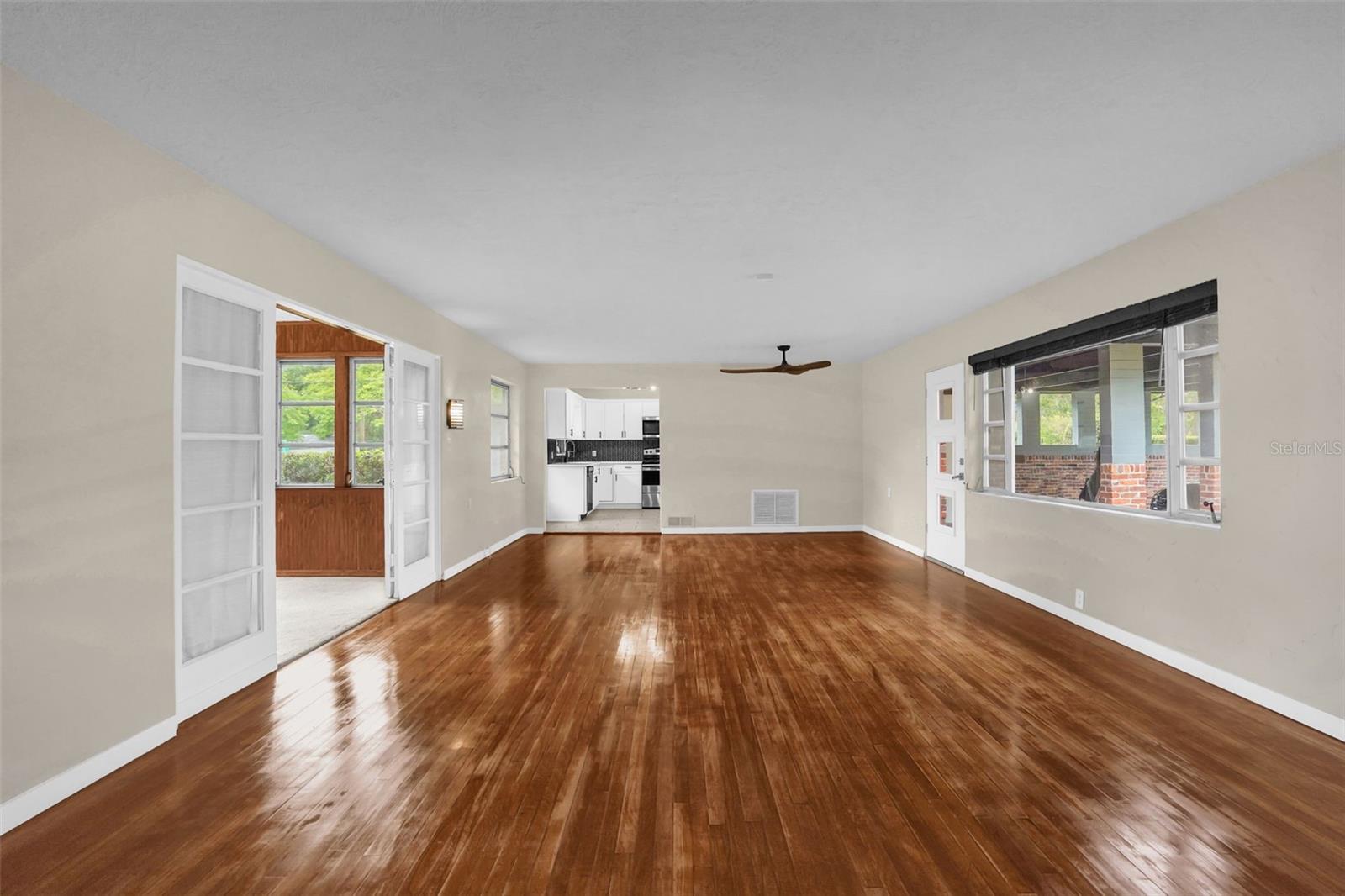 721 W EUCLID AVENUE