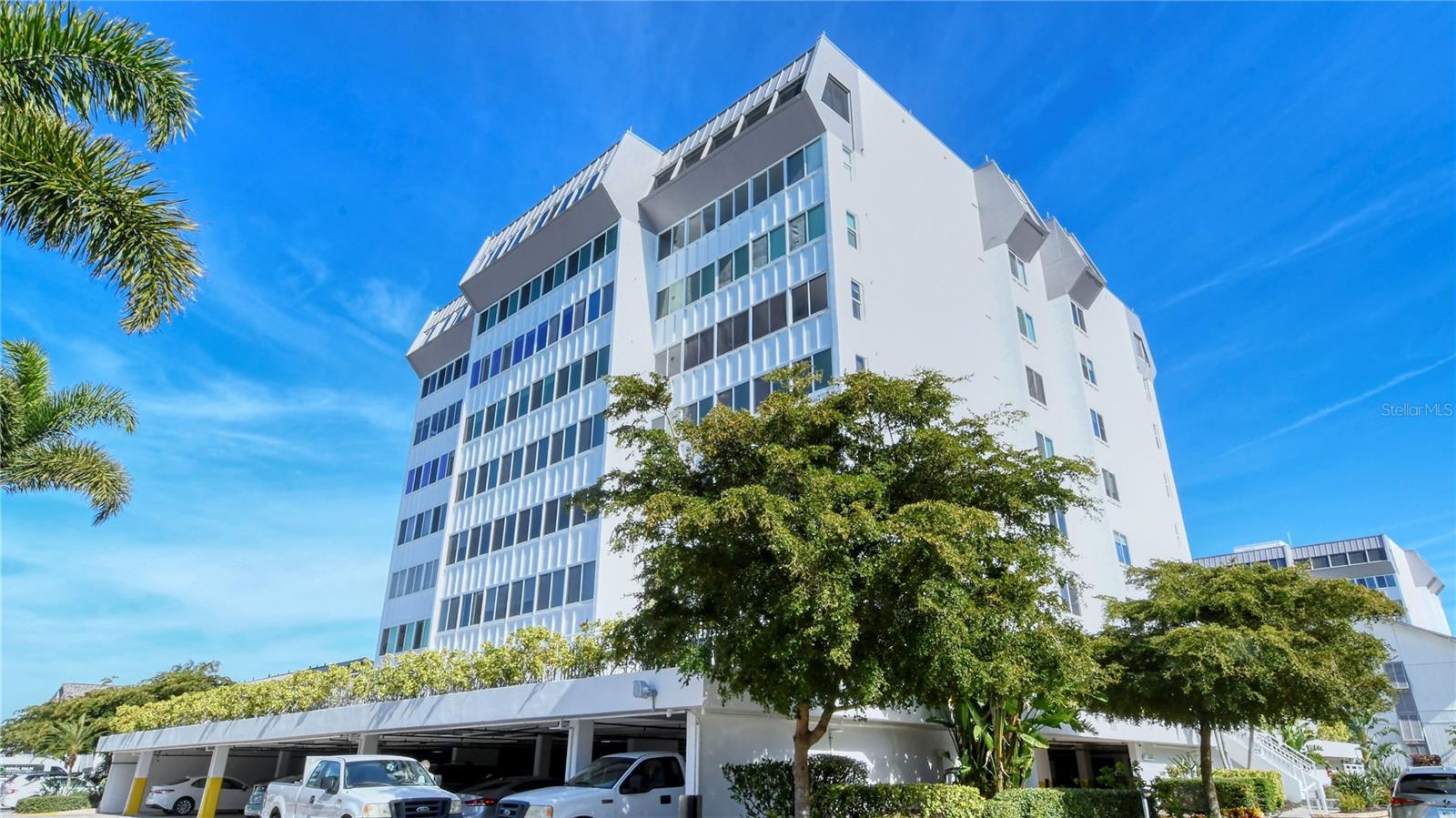 PEPPERTREE BAY IV - Residential Lease