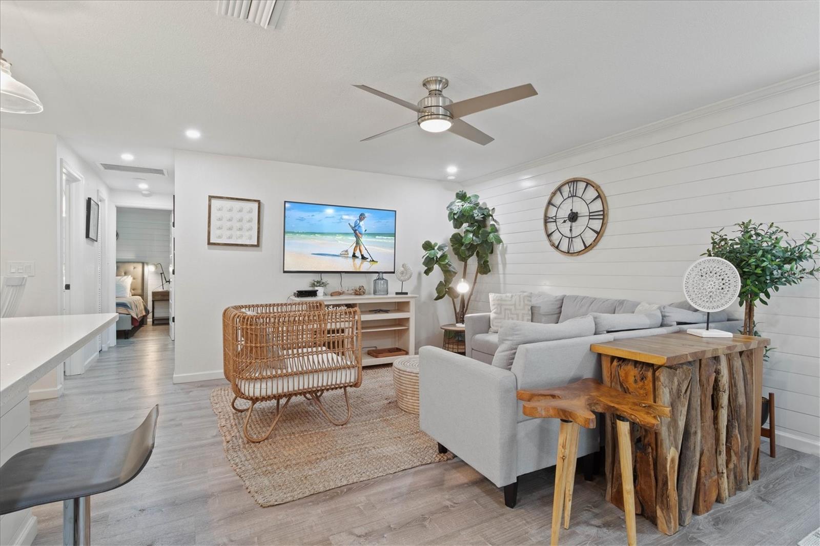 WEST WIND SHORES - Residential Income