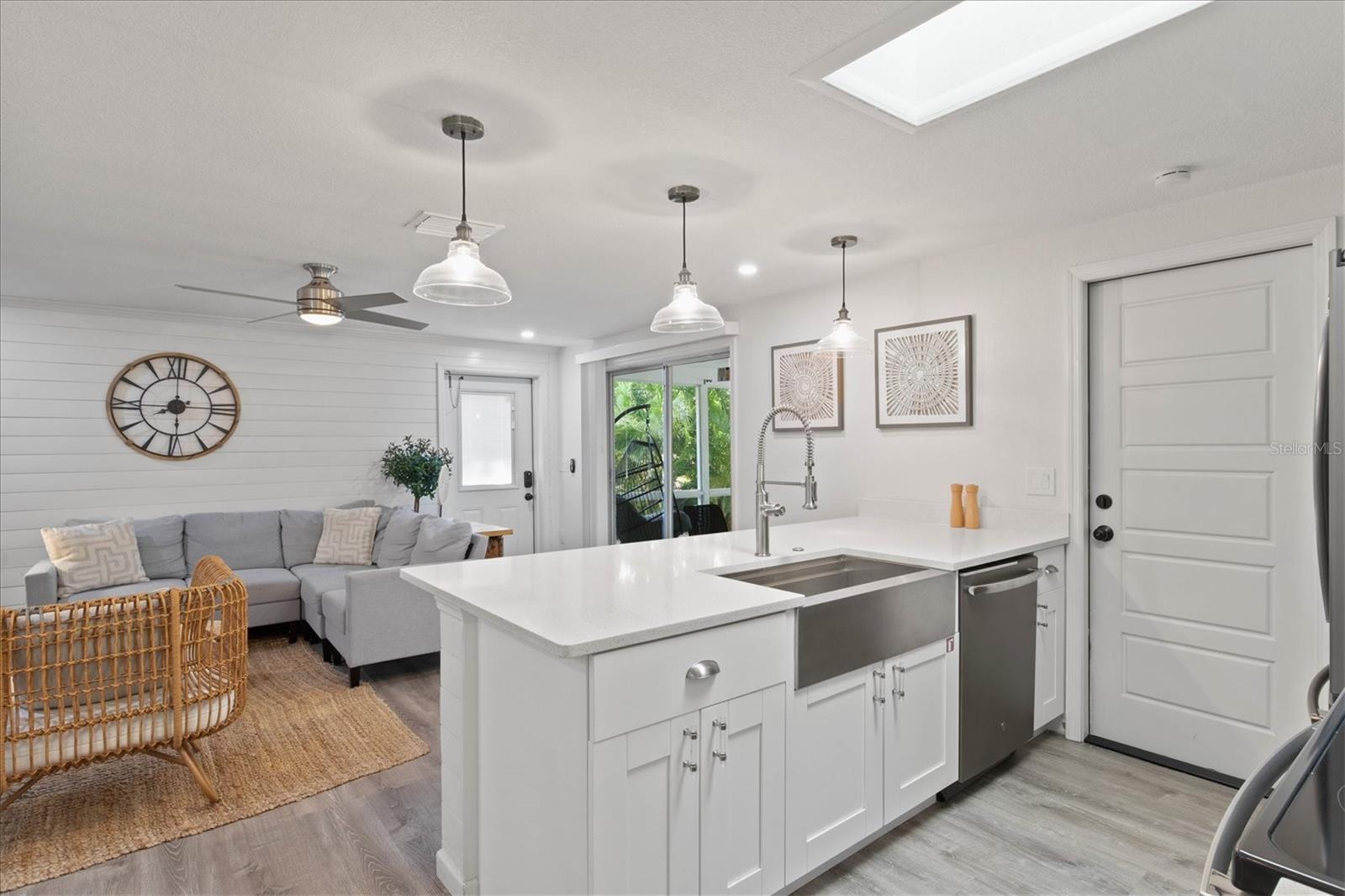 WEST WIND SHORES - Residential Income