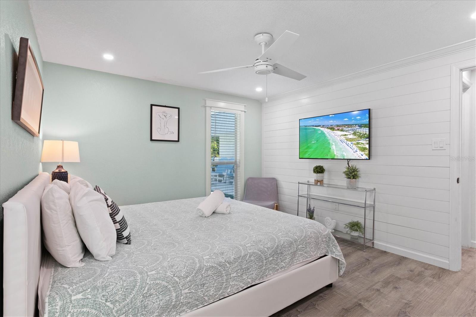 WEST WIND SHORES - Residential Income