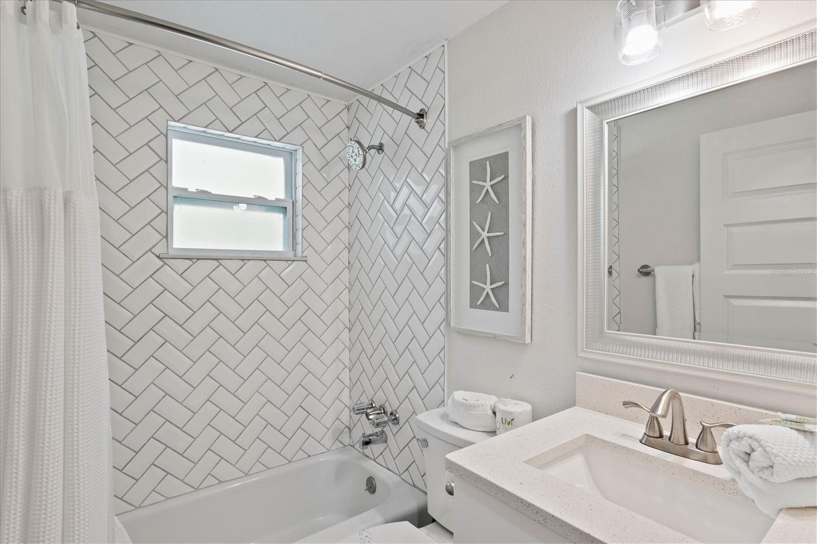 WEST WIND SHORES - Residential Income