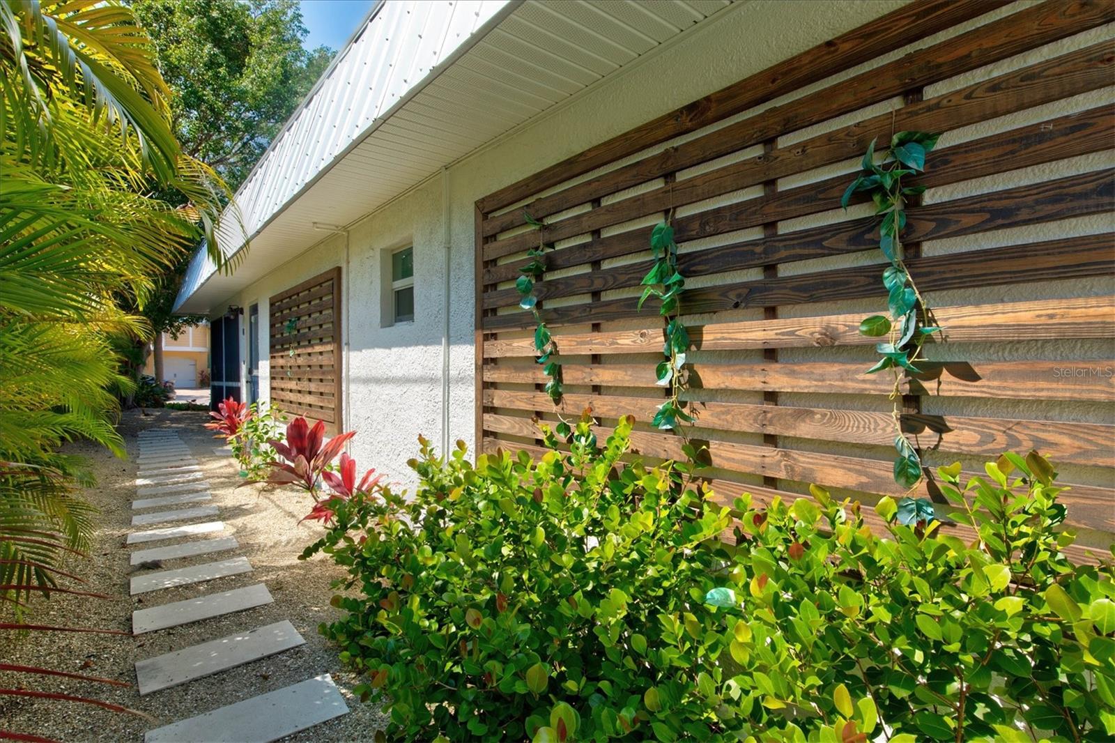 WEST WIND SHORES - Residential Income